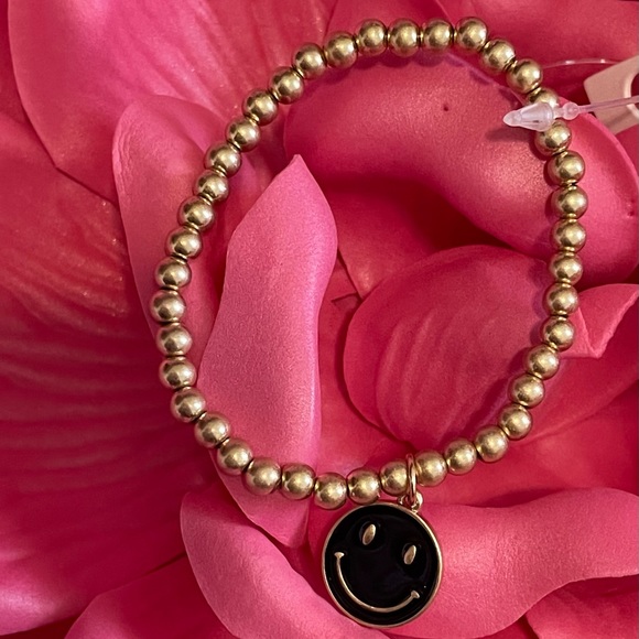 💥NEW ARRIVAL!💥 McKenzie Gold Beaded Black Smiley Face Charm Stretch Bracelet - Picture 3 of 3